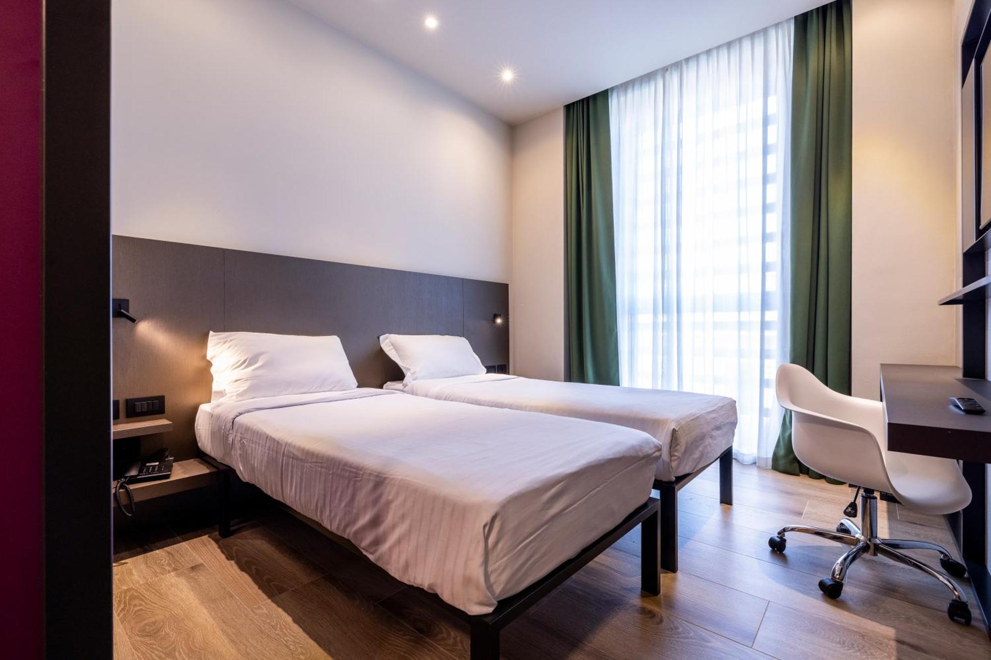 Hotel Degli Arcimboldi — Zdjęcia 1